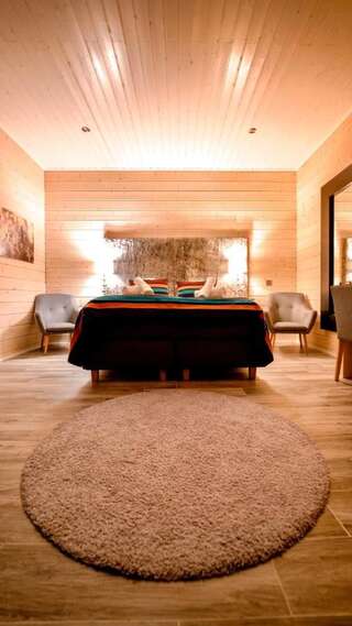 Отель Wilderness Hotel Muotka & Igloos Саариселькя Улучшенный люкс с сауной-3